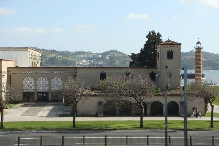 Museu de Arte Popular observado de cima