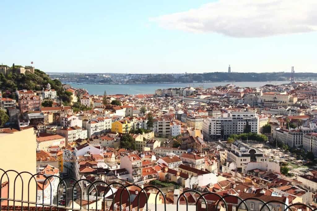 Vista de Lisboa desde o Miradouro da Senhora do Monte